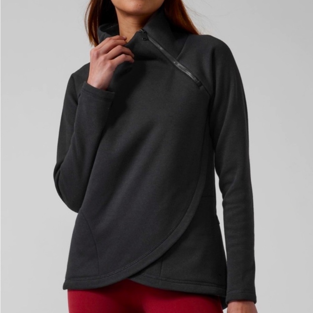 Athleta Cozy Karma Asymmetrical Black Pullover | Size XSmall (oversized)